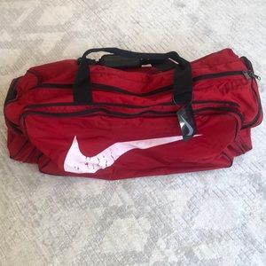 Nike large duffel bag